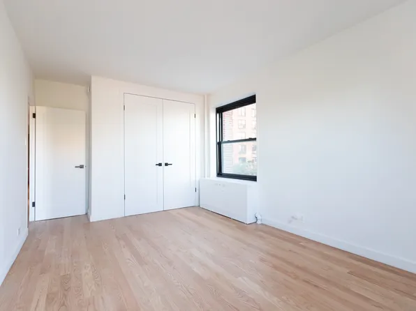 209 Clinton Avenue image 8 of 14