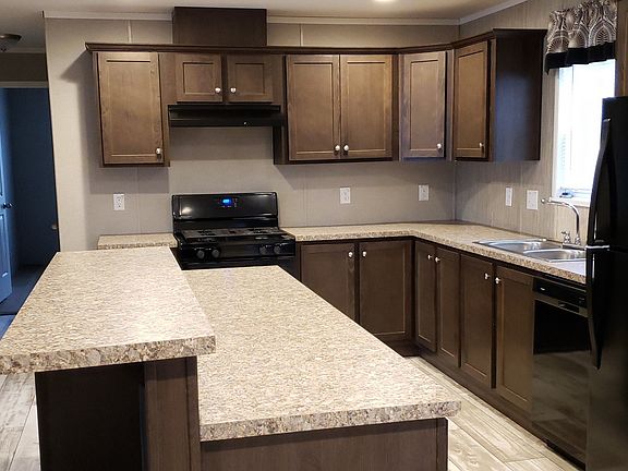 3rd image of 516 Courtland Ln #1