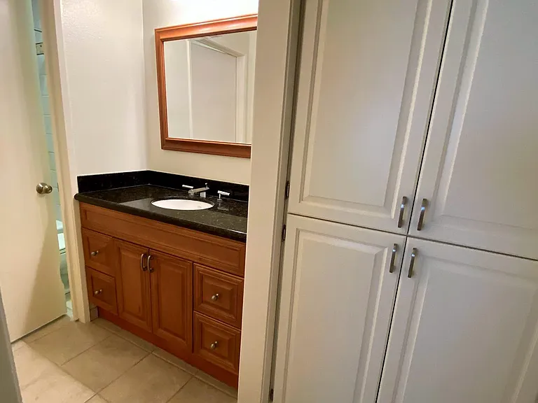 2250 S Beverly Glen Blvd #104 — Photo 11