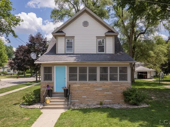 501 Giles Ave, Blissfield, MI 49228
