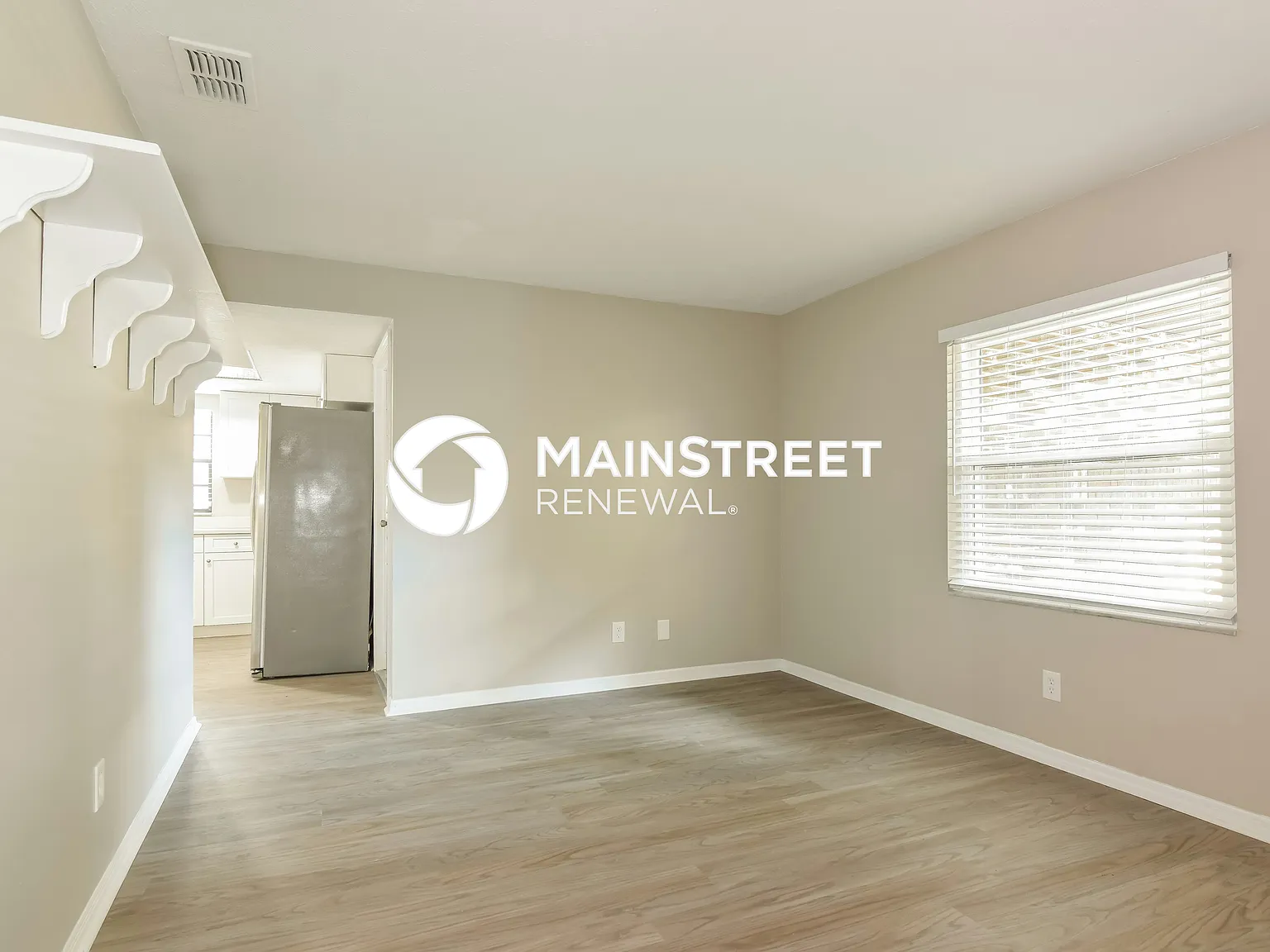 612 Angelica Pl — Photo 3