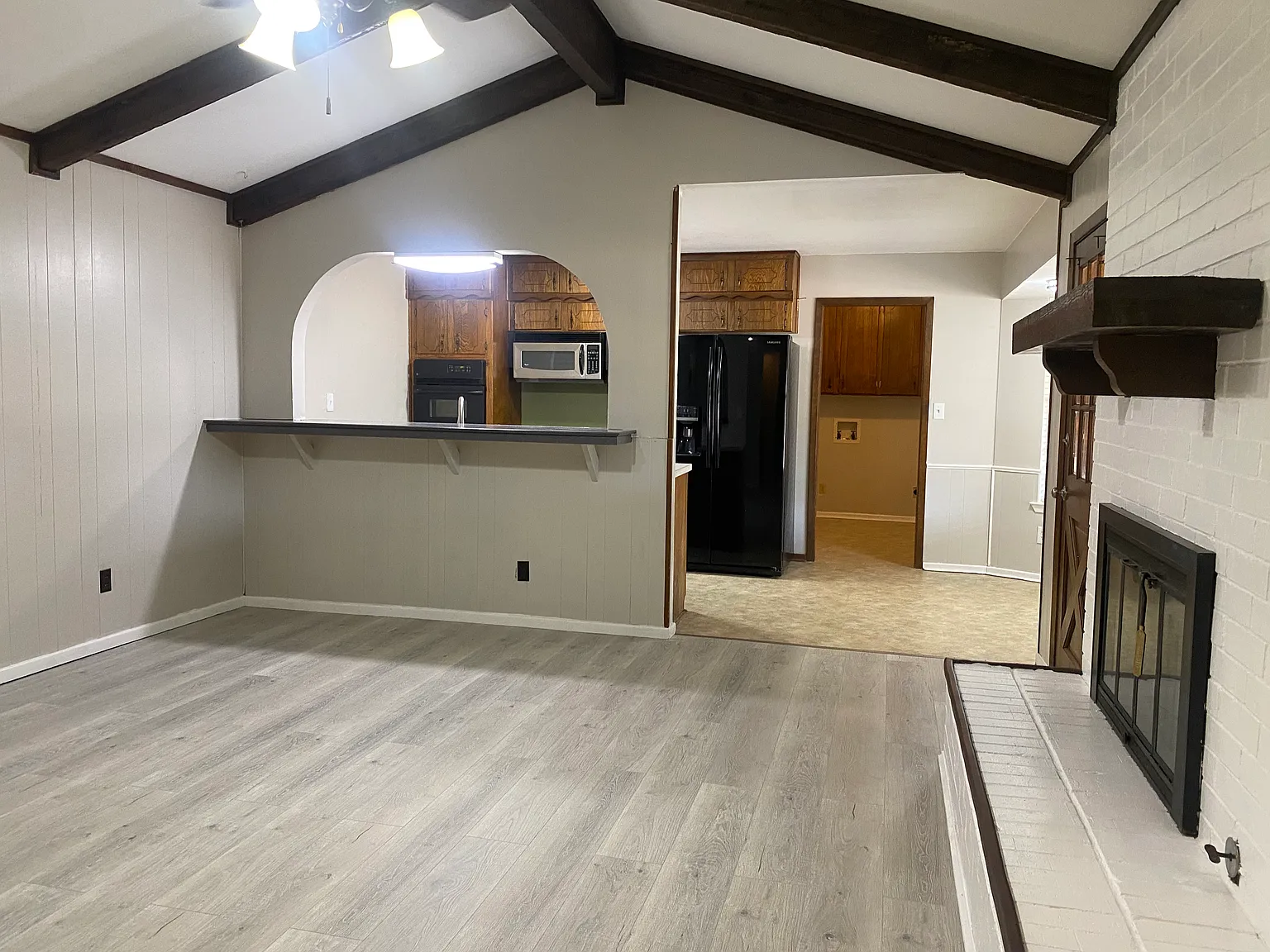 4 bed, 1640 sqft, $2,200 — Photo 1