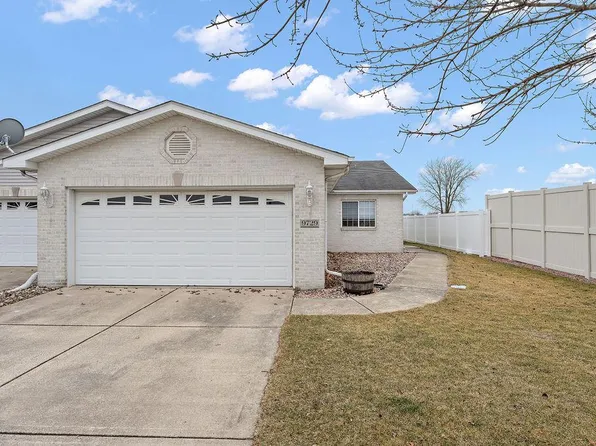 9729 W 134th Pl, Cedar Lake, IN 46303
