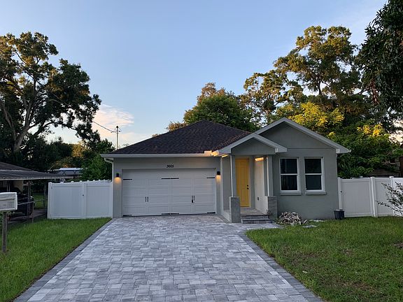Oversized Pavered Driveway