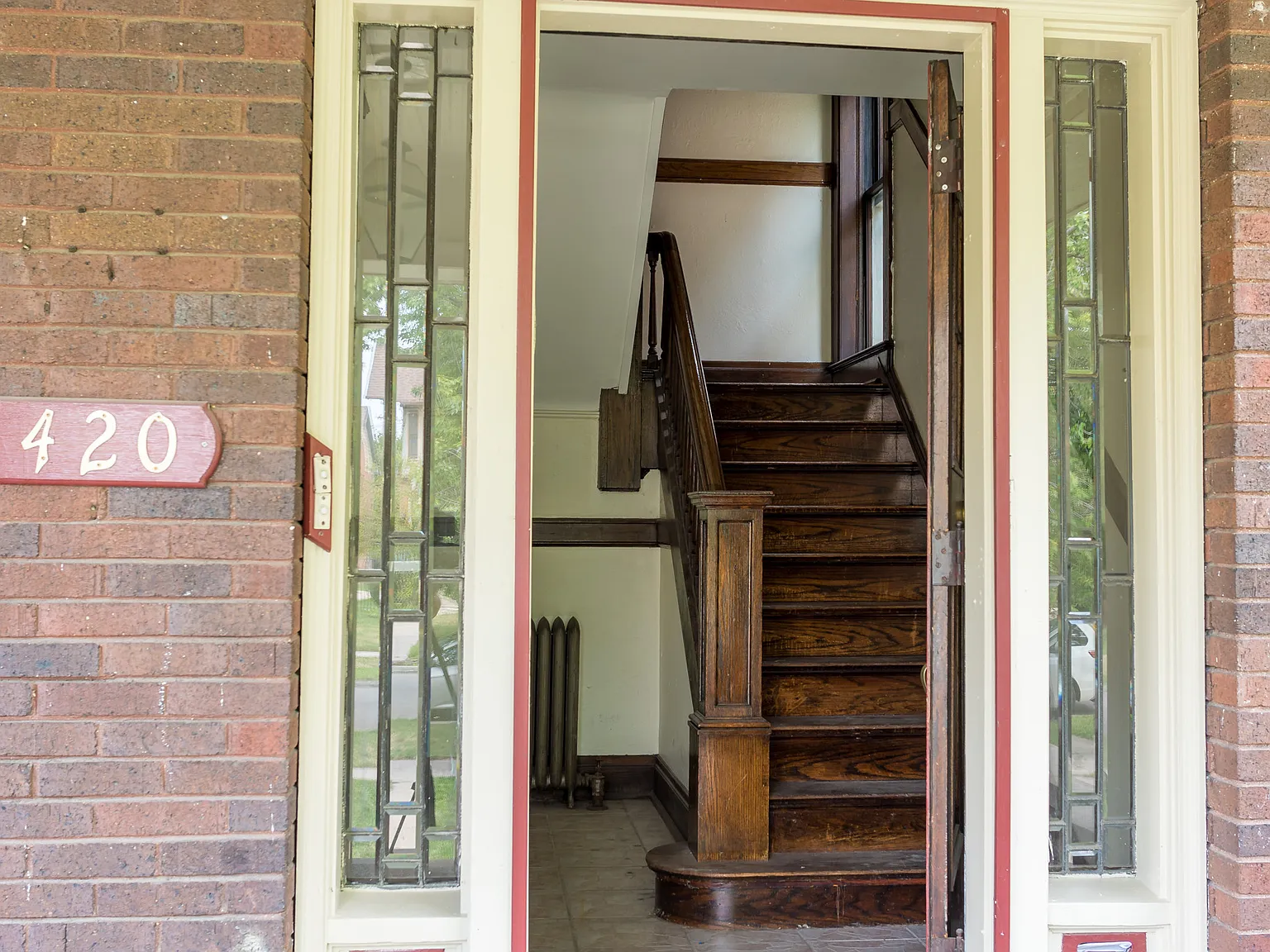 3 bed, 1945 sqft, $2,100 — Photo 3