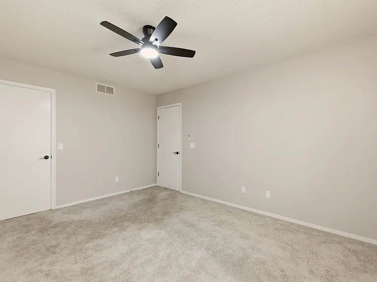 1428 N Rawhide St — Photo 22