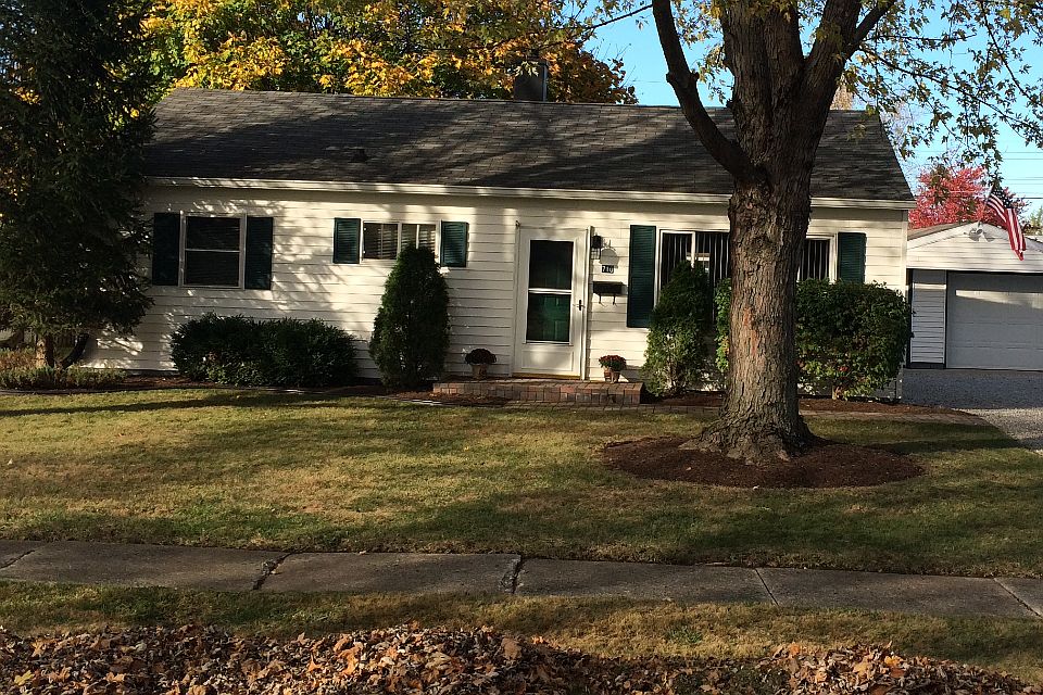 1st image of 710 Northfield Drive
