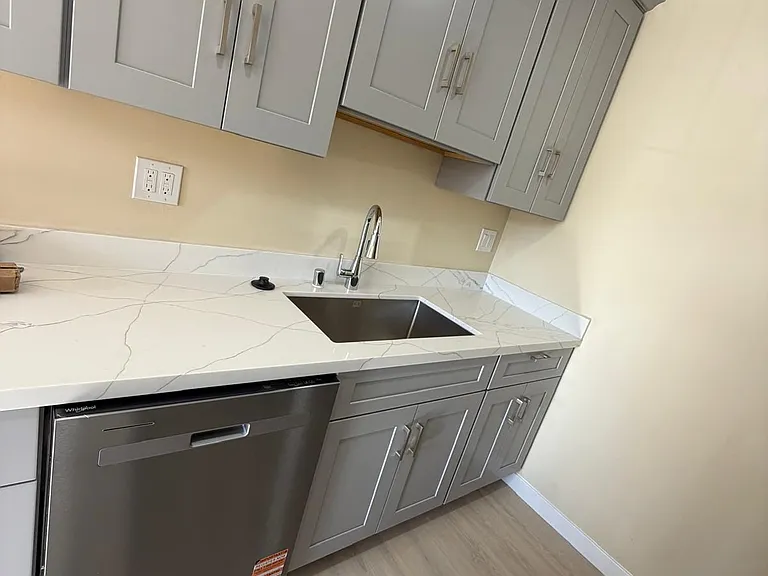 476 Firloch Ave #2 — Photo 3
