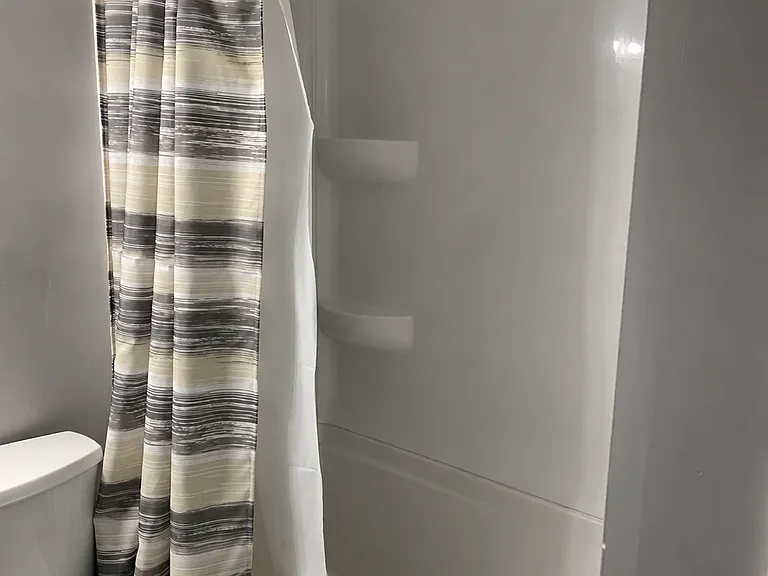 956 Mayfield Dr — Photo 16