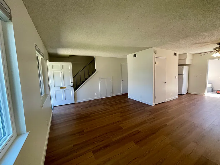 9856 Continental Dr — Photo 16