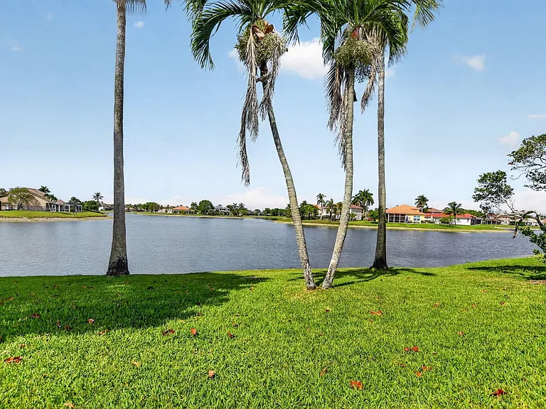 12466 Baywind Ct #12466 — Photo 42