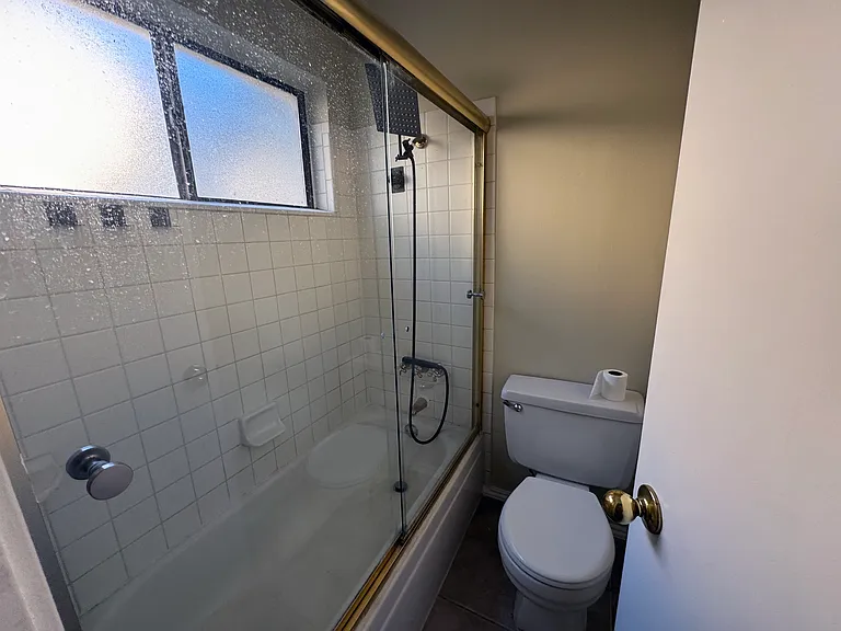 1200 Glyndon Dr — Photo 18