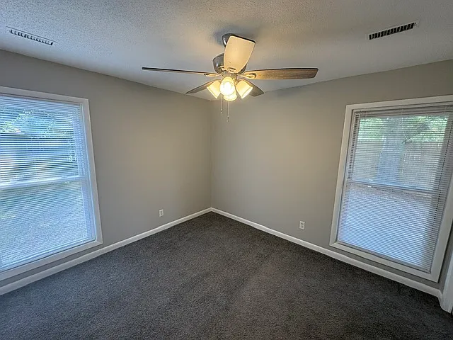 5613 Bowman Ct — Photo 10