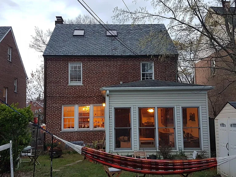 4440 Albemarle St NW — Photo 4
