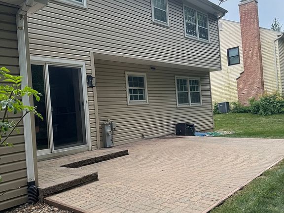 4th image of 5170 Pennywood Dr