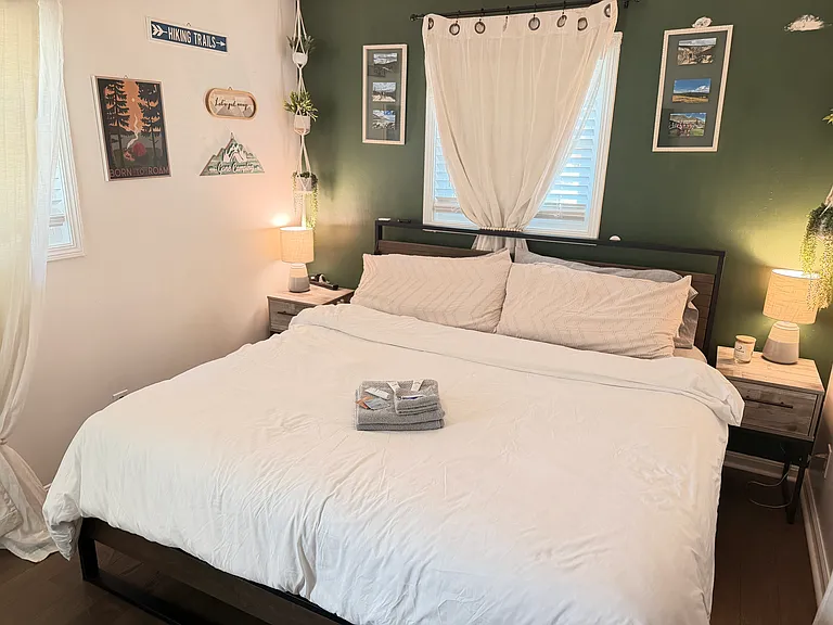 Vanguard Cir SW — Photo 48