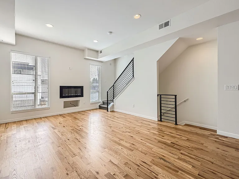 2848 W 24th Ave #4 — Photo 5