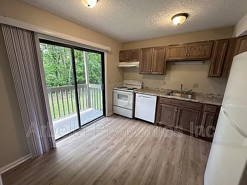 103 S Beech St #8 Photo 1