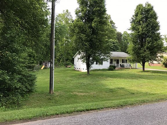 2nd image of 2380 W Lenoir Dr