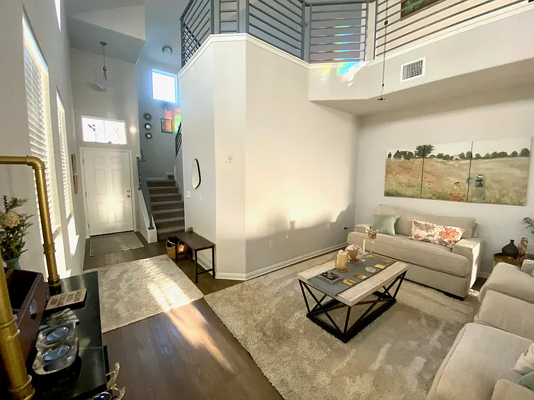 10028 Dawn Pearl Dr — Photo 3