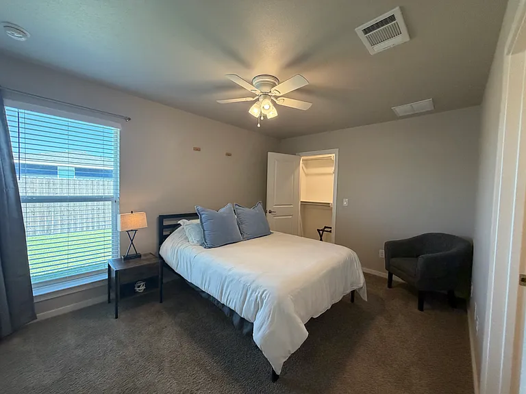 2608 Winfield Ave — Photo 16