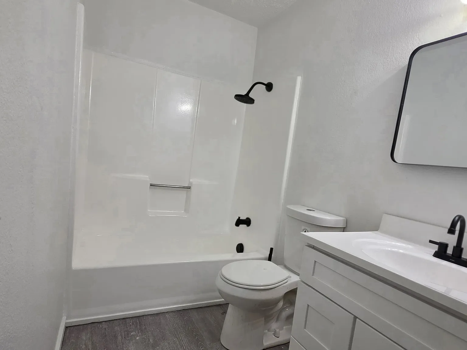 2 bed, 864 sqft, $1,450 — Photo 3