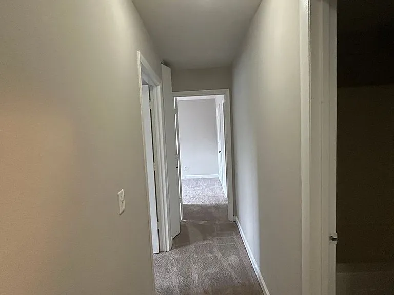Candlelite Apartments — Photo 110