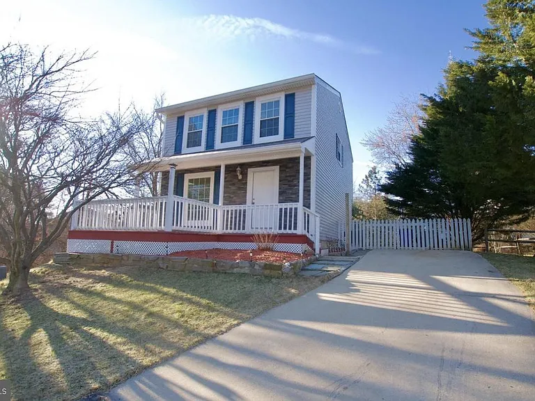 7908 Well Water Way — Photo 2