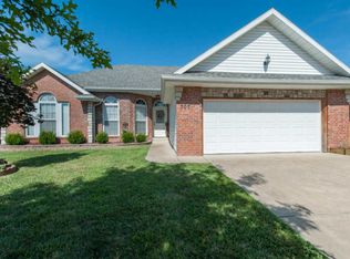 307 S Westgate Dr, Clever, MO 65631
