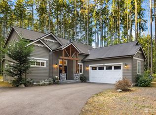 1855 NW Finn Hill Rd, Poulsbo, WA 98370