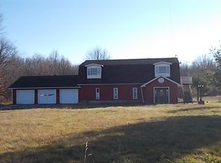 880 Everett Hull Rd, Cortland, OH 44410