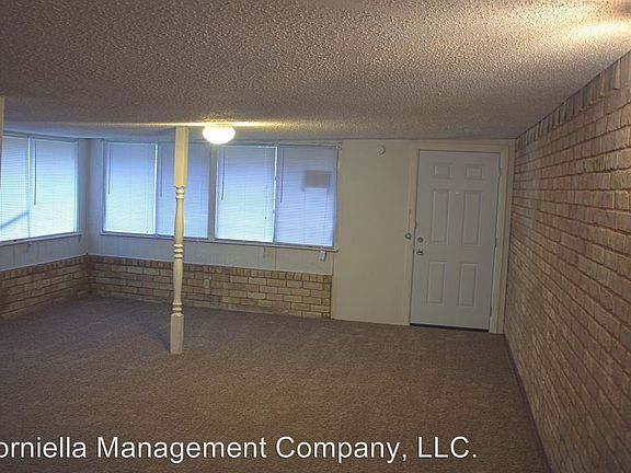4th image of 1202 Glen Park Dr