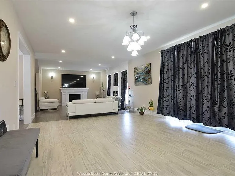 257 Arkona Ct — Photo 12