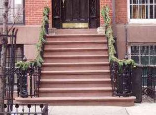 11 Charles St APT 8, New York, NY 10014