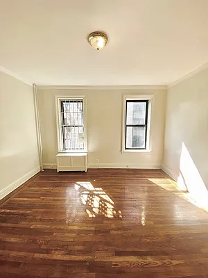 Rented by Zjama Realty Corp | media 7