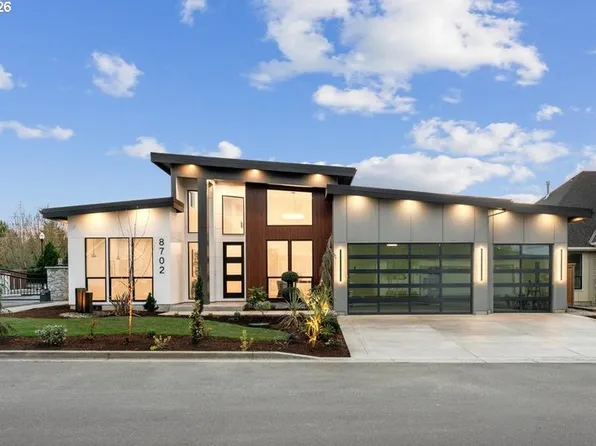 8702 NE 182nd Pl, Vancouver, WA 98682