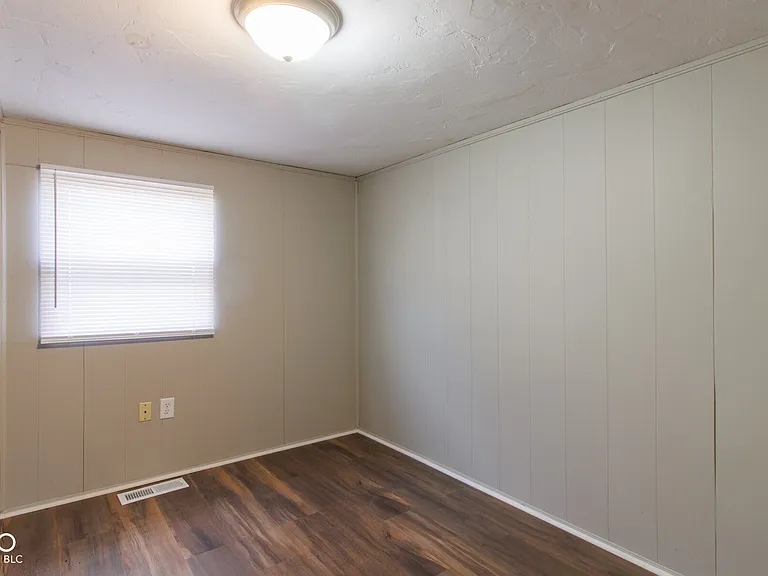 2622 Delaware St — Photo 13