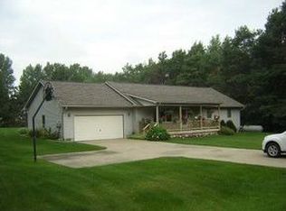 6371 Elk View Dr, Williamsburg, MI 49690