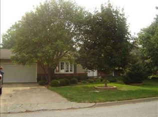 407 S Eastern Ave, Minier, IL 61759