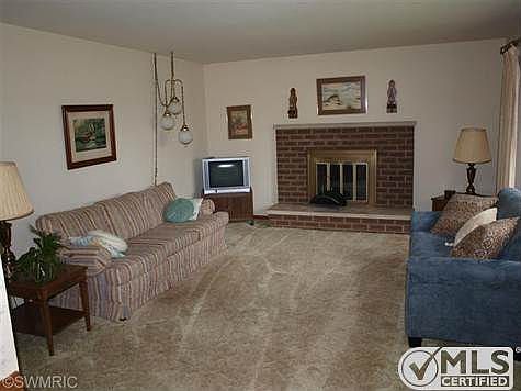 2nd image of 1571 Scranton Dr