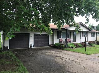 3106 Roberts Ridge Rd, Moundsville, WV 26041