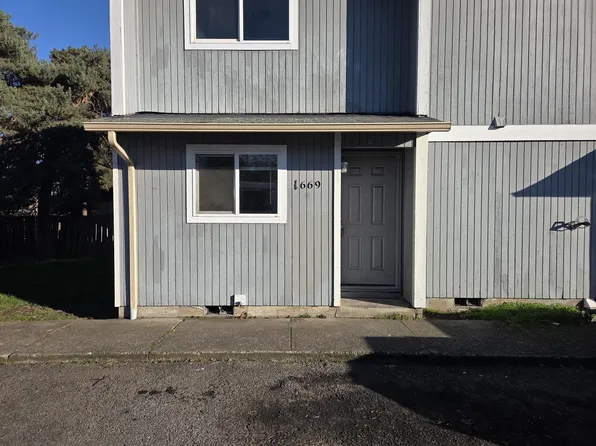 1669 Salishan St SE #1, Salem, OR 97302
