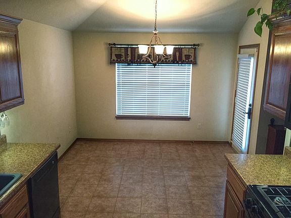 In-kitchen Dining