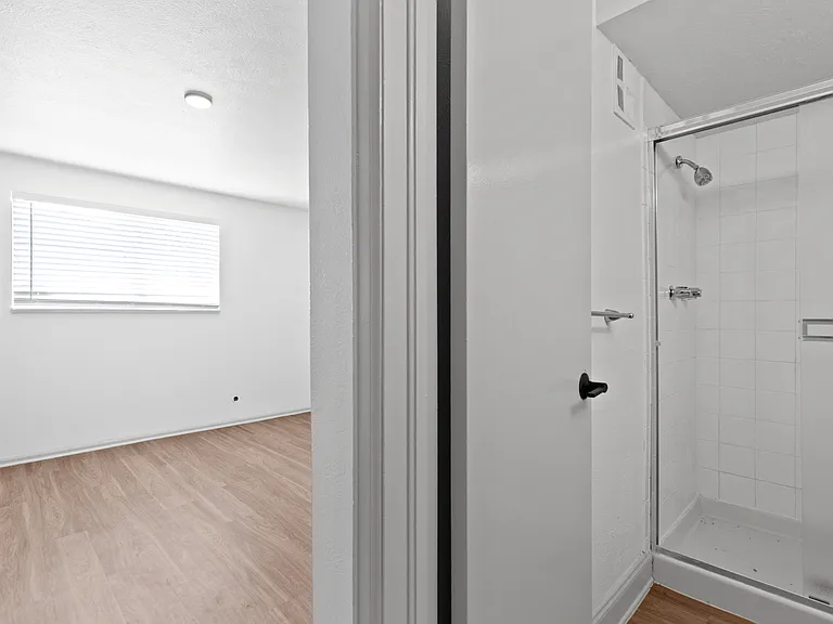 The Parker Apartments — Photo 18