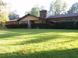 200 E Pecan Tree Ln, Vicksburg, MS 39183