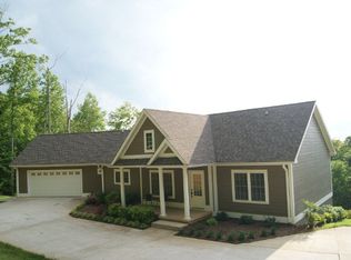 556 Mayfield Brown Rd, Celina, TN 38551