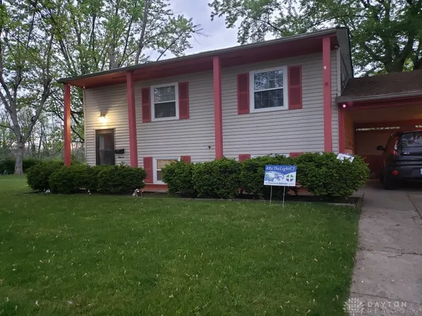 11 Strader Dr, Dayton, OH 45426