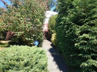 3530 SW Elmgrove St, Seattle, WA 98126