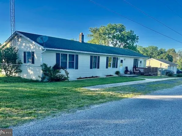 335 Gameland Rd, Newville, PA 17241