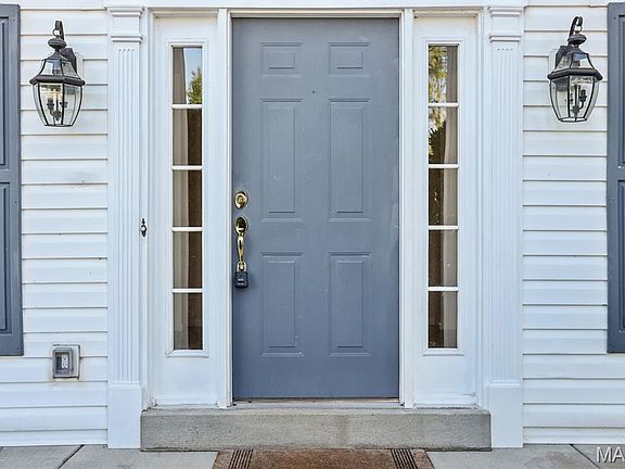 3rd image of 7053 Black Horse Dr